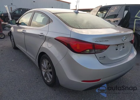2015 Hyundai Elantra Se z USA, uszkodzony, nr VIN 5NPDH4AE6FH641628